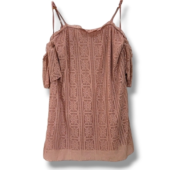 Love, Fire Blush Pink Cold Shoulder Lace Mini Dress - Size Large - Picture 2 of 7